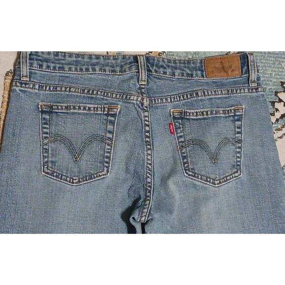 Levis 515 Bootcut Womens 10M 30Wx27L Faded Blue Denim Jeans - Picture 3 of 9